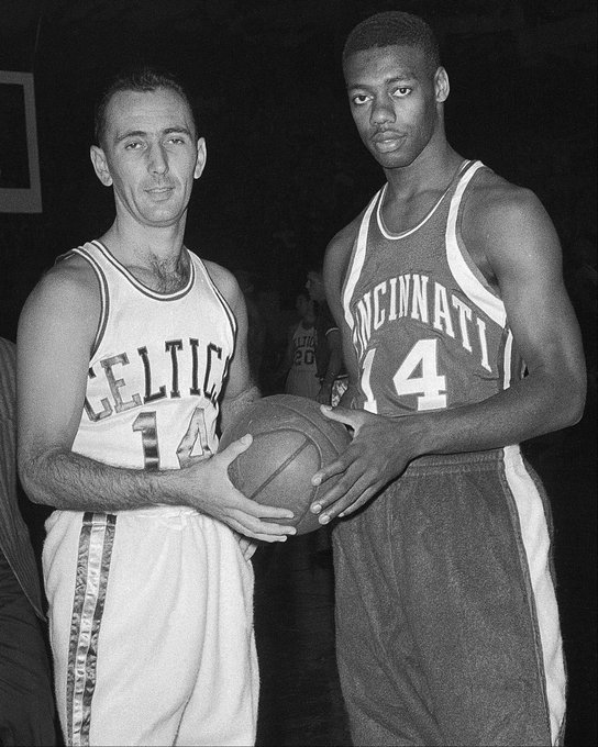 及无球跑动 及无球跑动