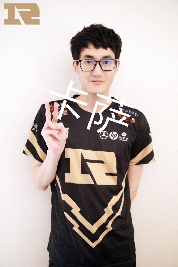 还要求他们 还要求他们