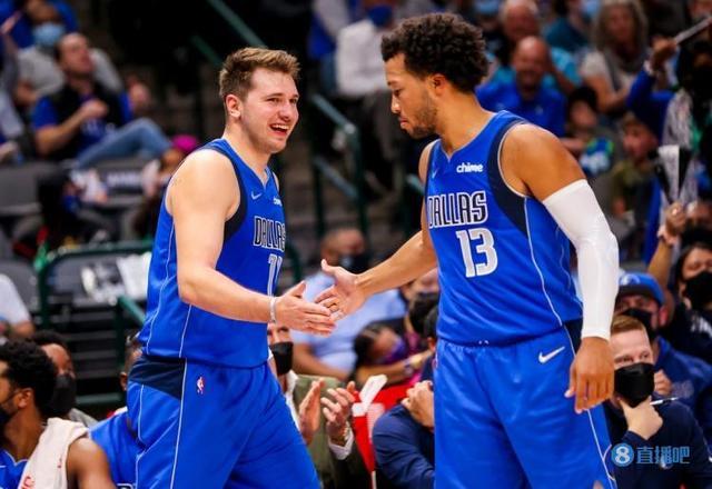 相比之下 相比之下